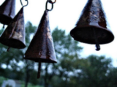  Small bell wind chimes in the rain,Affordable wind chimes,Unique wind chimes.